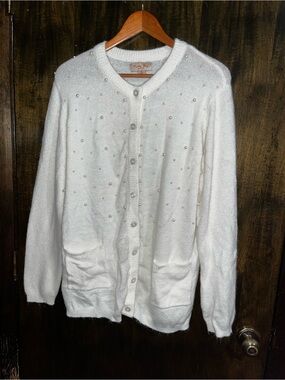 Turtle Bay White Pearl-Studded Cardigan